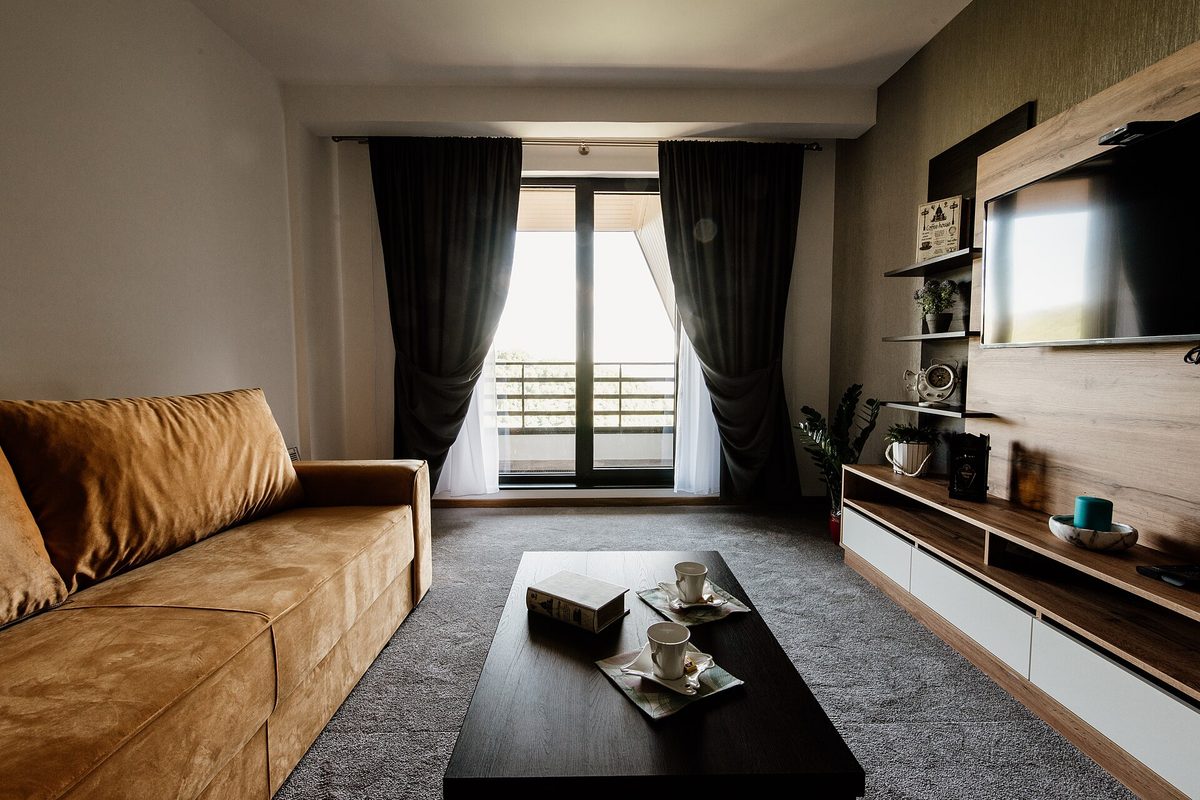 Cômodos e objetos da casa: cucina, bagno, camera e c'è / ci sono